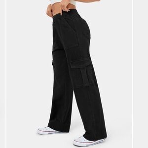 NWOT Halara Magic Straight Leg Stretchy Knit Casual Cargo - black